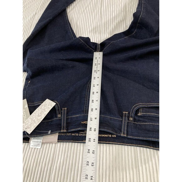 Chico’s Jeans 4 Blue Slimming Girlfriend Crop Denim Pants Casual Preppy Chic - Picture 9 of 11